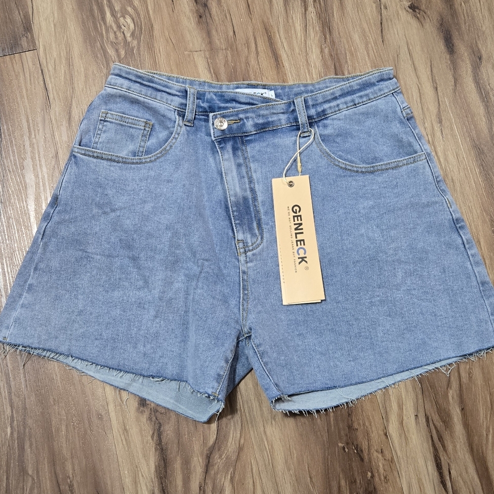 Genleck shorts